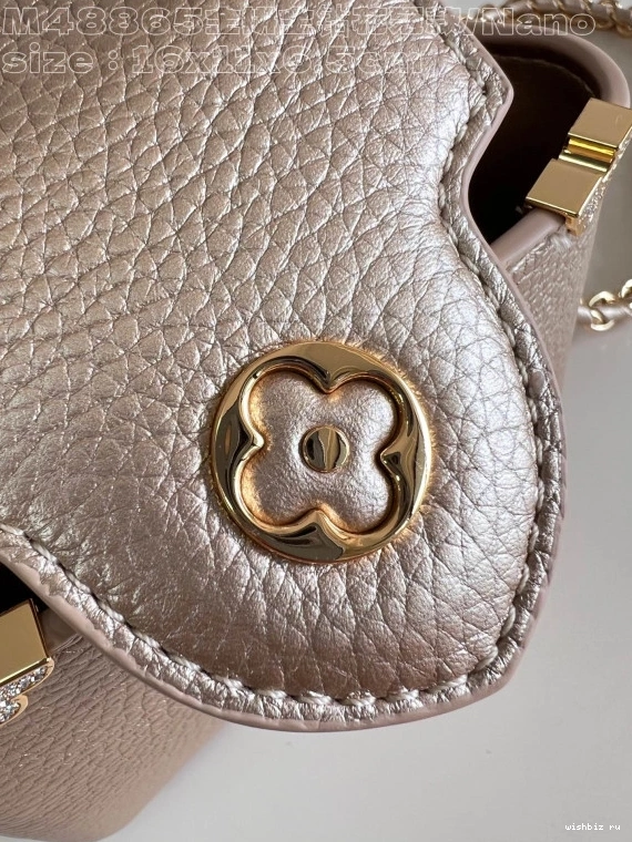 WIS VUITTON CAPUCINES nano-16*11*6.5CM LOUIS 1204